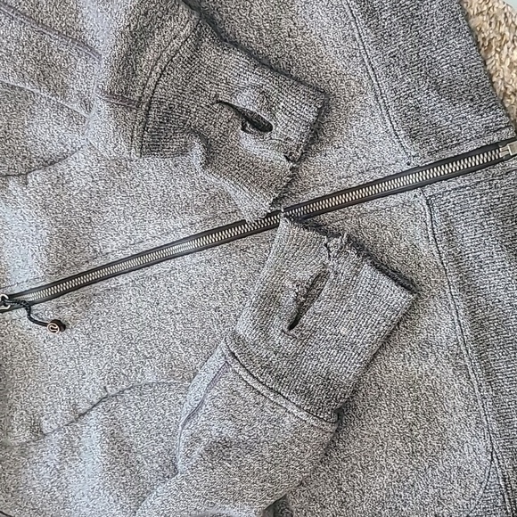 lululemon athletica Heathered Gray Scuba Hooded Jacket - Picture 3 of 7